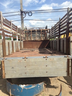 Hino รุ่น KM 310 6 สูบ 110 แรงม้า 2 เพลา ใช่งานได้ เจ้าของขายเอง