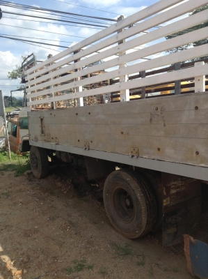 Hino รุ่น KM 310 6 สูบ 110 แรงม้า 2 เพลา ใช่งานได้ เจ้าของขายเอง