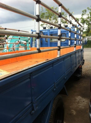 ISUZU รุ่น NPR 4 สูบ 115 แรงม้า 2 เพลา สภาพดี เจ้าของขายเอง