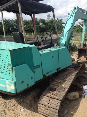 รถแบคโฮ  KOMATSU  PC 40 รุ่น 6 ใช่งานได้เ จ้าของขายเอง