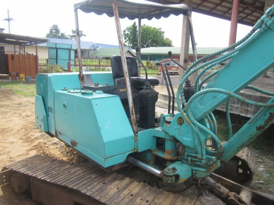 รถแบคโฮ  KOMATSU  PC 40 รุ่น 6 ใช่งานได้เ จ้าของขายเอง