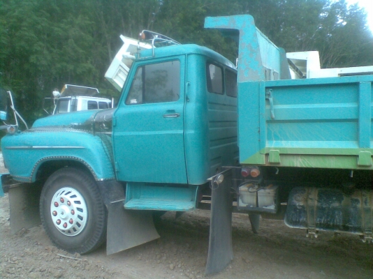 ขายรถบรรทุก  6  ล้อ ยาวเฉพาะหัว  เครื่อง  165  เทอร์โบ  เกียร์สายระบบเป็นรถหัวตัด  เฟืองท้ายใหญ่