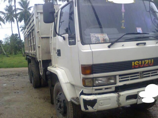 ขายรถบรรทุกสิบล้อดั๊มพ์ Isuzu rocky เล็ก เครื่อง 6HH 210 แรง ช่วงล่างใหญ่ เกียร์สโลยก เบรกจิฟฟี่ ยาง 70\% ทะเบียนพร้อม