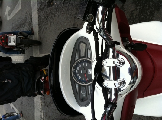 ขาย honda pcx 150 มือเดียว วิ่ง 3xxx กิโล