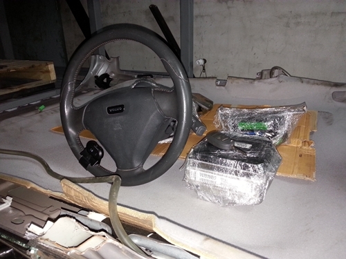 ขายอะไหล่และอุปกรณ์ VOLVO V40 2.0T มาแยกขายจำนวนมากราคาไม่แพง