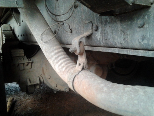 ขาย 10ล้อ2เพลาดั๊ม ISUZU ROCKY240โบ FXZ23NFY หัวขาว วางเครื่อง6SD1 โบนอก 270 แห้งๆแรงจัด ไม่มีเยิ้ม เกียร์อีตั้น ช่วงล่างแน่น คัสซีใหญ่สวย ไม่ผุไม่บวมไม่ดาม กระบะดั๊มข้างเนียมสภาพดี หัวบางดี ภายในดี กระจังหน้ามีให้ ยางดี10เส้น ระบบลากพ่วงครบ เอกสารพร้อม พ