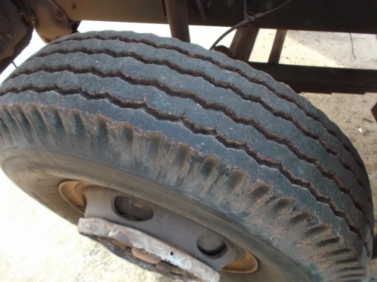 ขายด่วนรถสิบล้อDEGA1เพลาเครือง195แรงม้าปี40