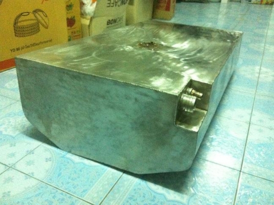 ขายถังน้ำมันสแตนเลสมือสอง