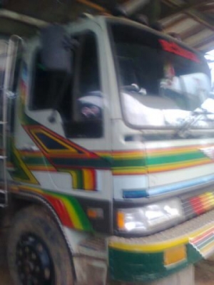 ***ขายแล้วครับขอบคุณ Truck2handขาย 10ล้อ2เพลาดั๊ม HINO FM3H 195 HPเครื่องเดิมHO7D 195 แรง เกียร์เดิม เครื่องดี แรงดี ติดง่าย เกียร์เข้าง่ายไม่หลุด ช่วงล่างดีคัสซีดี ไม่บวมไม่ดาม กระบะดั๊มเนียมสภาพดี พื้นไม่ผุ  ยางดี10เส้น หัวบางดี มีต้องเก็บสีสันนิดๆ ภายใ