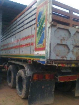 ***ขายแล้วครับขอบคุณ Truck2handขาย 10ล้อ2เพลาดั๊ม HINO FM3H 195 HPเครื่องเดิมHO7D 195 แรง เกียร์เดิม เครื่องดี แรงดี ติดง่าย เกียร์เข้าง่ายไม่หลุด ช่วงล่างดีคัสซีดี ไม่บวมไม่ดาม กระบะดั๊มเนียมสภาพดี พื้นไม่ผุ  ยางดี10เส้น หัวบางดี มีต้องเก็บสีสันนิดๆ ภายใ