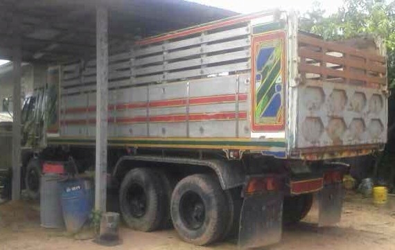 ***ขายแล้วครับขอบคุณ Truck2handขาย 10ล้อ2เพลาดั๊ม HINO FM3H 195 HPเครื่องเดิมHO7D 195 แรง เกียร์เดิม เครื่องดี แรงดี ติดง่าย เกียร์เข้าง่ายไม่หลุด ช่วงล่างดีคัสซีดี ไม่บวมไม่ดาม กระบะดั๊มเนียมสภาพดี พื้นไม่ผุ  ยางดี10เส้น หัวบางดี มีต้องเก็บสีสันนิดๆ ภายใ