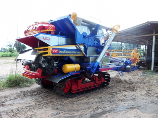 รถเกี่ยวข้าว TSY MJP-10  195HP เทอร์โบ + 10 ล้อ รถพ่วงอีซูซุไปข้างหน้า L195