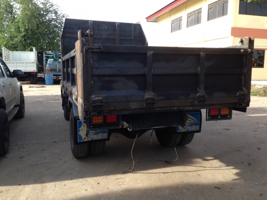 ขายรถ 6 ล้อ NRR  เครี่อง195  ดั้มยาว3.60เมตร