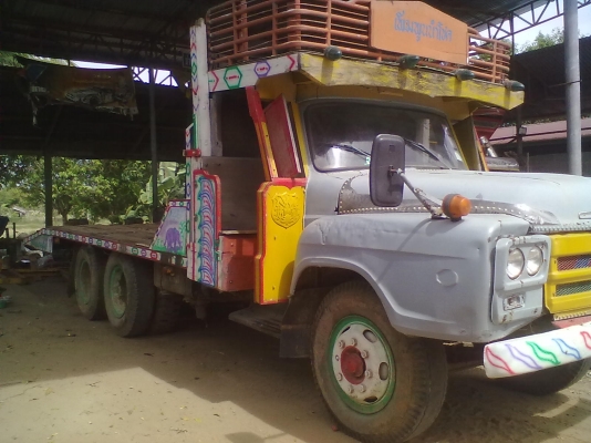 ขายรถ10ล้อ แทนเลอร์ขึ้นรถเกี่ยว-แบคโฮ รถสวยพร้อมใช้เอกสารพร้อมโอน