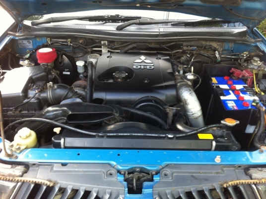 MITSUBISHI TRITON MEGACAB GLX 2.5 MT ปี 48 รถบ้านสวยจัดทั้งคัน สีสันรถบางๆเดิมๆ ชุดแต่งครบพร้อม ล้อแม็กขอบ 17 ลายสวย เครื่องแห้งแรงดีไม่มีเยิ้ม ภายในเก๋งสวยหรู CD ABS แอร์ พ.เพาเวอร์ ก.ไฟฟ้า กระจกมองข้างแบบโครเมี่ยมปรับไฟฟ้า กระบะปูพื้นยางลายเนอร์ ช่วงล่า