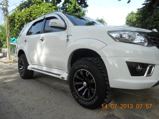 ขายยางCOOPER DISCOVERER  STT 265 /70 /17 ปี12 พร้อม MAX