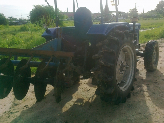 ขายรถไถUMไทซัน 404  4WD พร้อมใช้ระบบดี