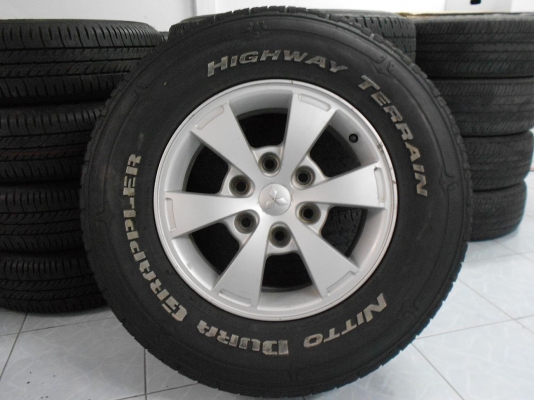 ขายล้อแม็ก Mitsubishi Triton ขอบ 16 พร้อมยาง Nitto 245/70/16 ปี 09/เทิร์นได้-ใส่ฟรีค่ะ