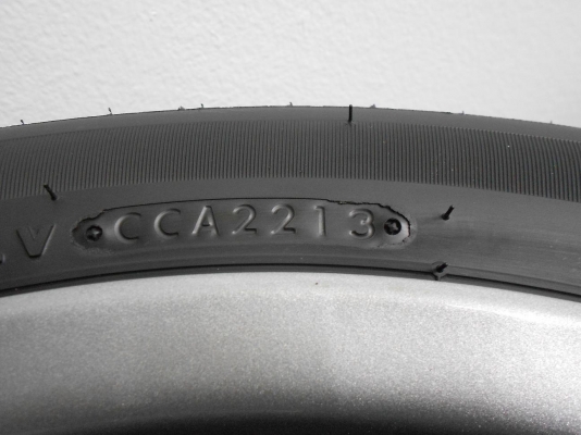 ขายล้อแม็ก All New Vios รุ่นท็อป ขอบ 16 พร้อมยางป้ายแดงปี 13(ถอดศูนย์)/เทิร์นได้-ใส่ฟรีค่ะ