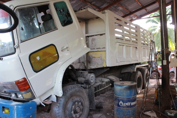 รถบรรทุก ๑๐ ล้อ