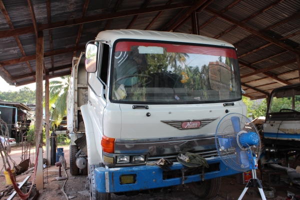 รถบรรทุก ๑๐ ล้อ