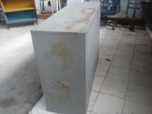 ขอบคุณหนุ่มลำปาง**13กค56**ตู้เหล็กรุ่นเก่าหนาๆๆ  แข็งแรง    ราคาชาวบ้าน  ขาย  1200บาท