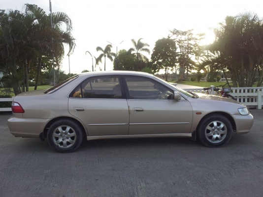 งูเห่าปี02 เครื่อง วีเทค เดิม ตัวท๊อป เบาะหนังปรับไฟฟ้า ม่านหลัง LPGหัวฉีด ลงเล่มแล้ว ราคาต่อรองได้คับ