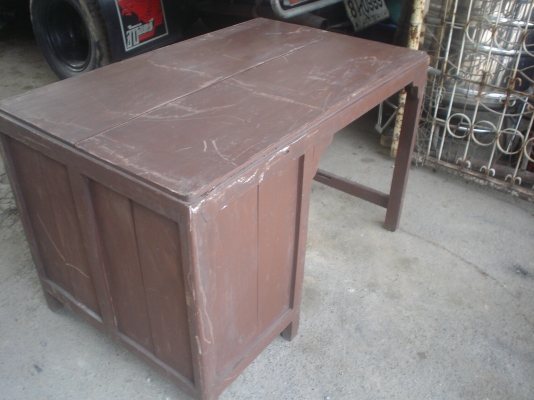 วันนี้ของเยอะ   สนใจโทรฯครับ     โต๊ะแข็งแรง   ขาย1200บาท