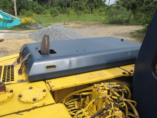 KOBELCO SK 120-3 รถเก่านอกสภาพสวย พร้อมใช้ KOBELCO SK 120-3 รถเก่านอกสภาพสวย พร้อมใช้