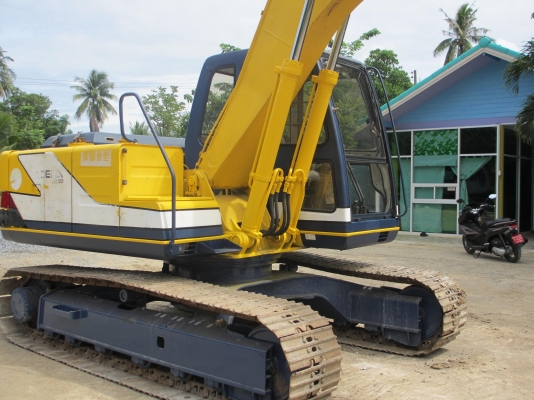 KOBELCO SK 120-3 รถเก่านอกสภาพสวย พร้อมใช้ KOBELCO SK 120-3 รถเก่านอกสภาพสวย พร้อมใช้