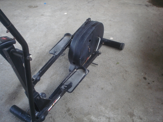 ออกกำลังกาย  เล่นง่าย  ขายถูก  2500บาท  หลินรัชดาครับ