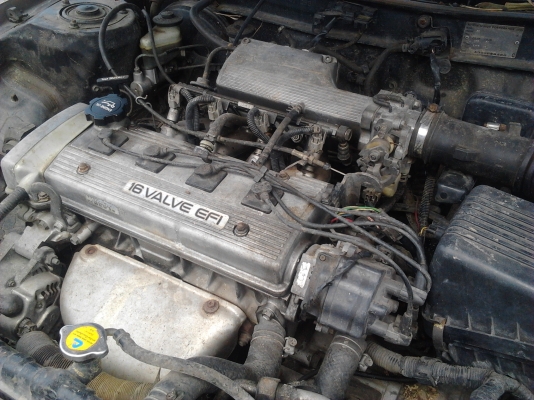 ขายด่วนรถเก๋งTOYOTA CORONA พร้อมใช้แอร์เย็น ภายในสวยมีเอกสารพร้อมโอน