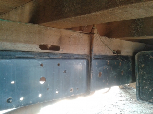 ขาย 6 ล้อ  ISUZU NKR 110 ขายจัดแน้นซ์ให้ลูกค้า จ.สุรินทร์แล้ว. ขอบคุณครับ......