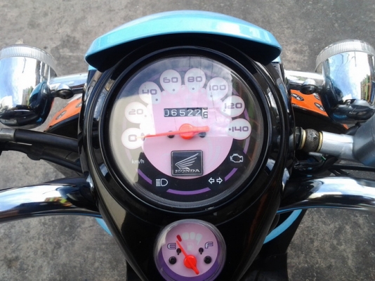 ขาย Scoopy-i (ล้อแม็กซ์)หัวฉีดประหยัดน้ำมัน สวยๆครับ