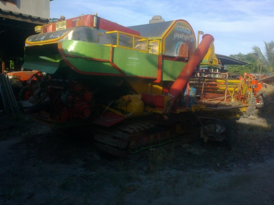 ขายรถเกี่ยวข้าวราคาถูกๆใช้งานได้