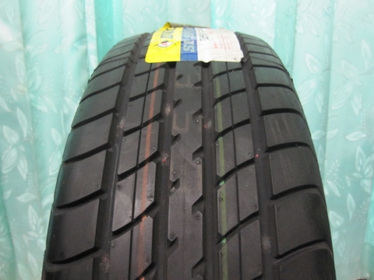 ขายยางใหม่ Dunlop ขอบ 15 ไม่เคยใส่ล้อ ไม่เคยลงพื้น