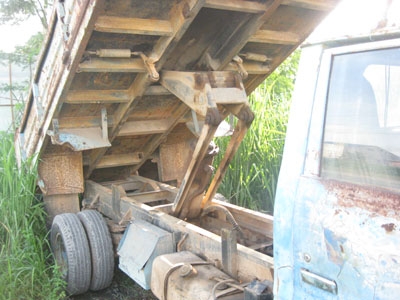 ขาย Isuzu super Elf 85 แรง ดั้มพ์ โทร 088-4501277