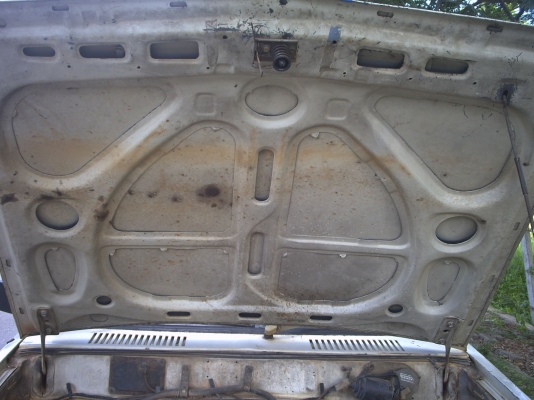 Mitsubishi L200 เฉินหลงเบนซิน 4ขอ ปี 1982 Mitsubishi L200 เฉินหลงเบนซิน 4ขอ ปี 1982