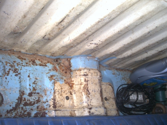 Mitsubishi L200 เฉินหลงเบนซิน 4ขอ ปี 1982 Mitsubishi L200 เฉินหลงเบนซิน 4ขอ ปี 1982