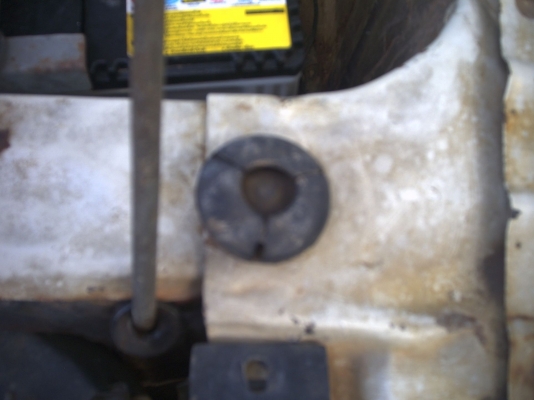 Mitsubishi L200 เฉินหลงเบนซิน 4ขอ ปี 1982 Mitsubishi L200 เฉินหลงเบนซิน 4ขอ ปี 1982