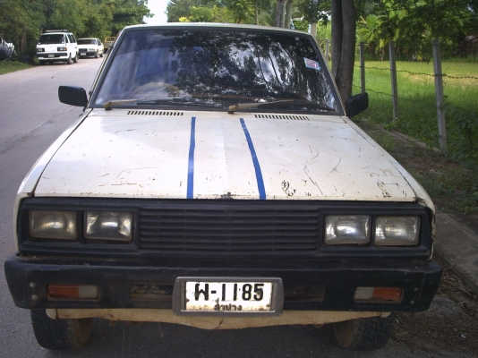 Mitsubishi L200 เฉินหลงเบนซิน 4ขอ ปี 1982