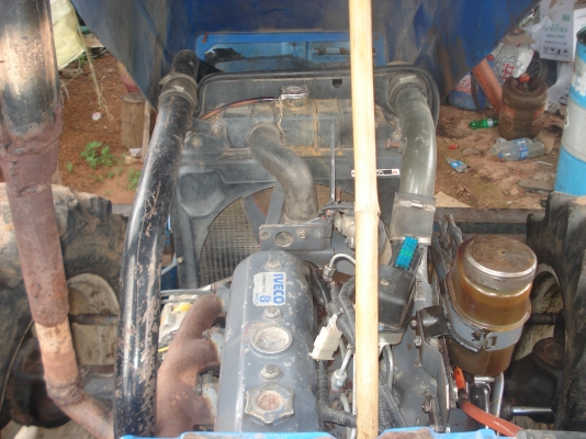 ขายรถไถ Ford 80-66S  2 เพลา ด่วน อยู่มุกดาหาร เพลาหน้าใช้งานได้ สภาพน่าใช้มาก