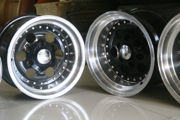 ล้อนอก RAYS แท้ 15x8.5 ล้อนอก RAYS แท้ 15x8.5