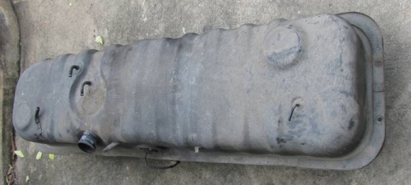 ขายอะไหล่TFRหม้อน้ำสวยๆ,ถังน้ำมันเดิมๆ