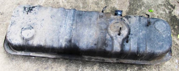 ขายอะไหล่TFRหม้อน้ำสวยๆ,ถังน้ำมันเดิมๆ