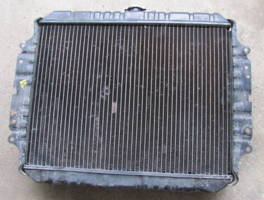 ขายอะไหล่TFRหม้อน้ำสวยๆ,ถังน้ำมันเดิมๆ