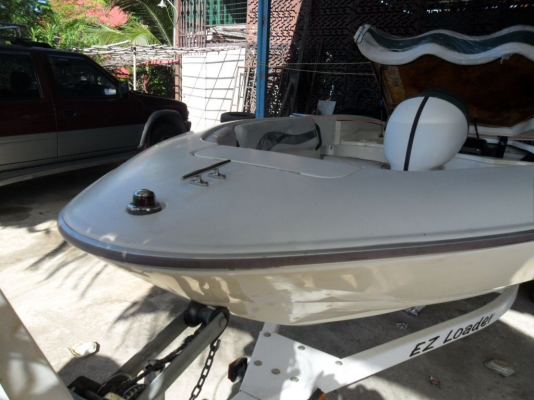 เรือ Speed boat เครื่อง ระบบ JET , 115 แรงม้า พร้อม เทรลเลอร์ เรือ Speed boat เครื่อง ระบบ JET , 115 แรงม้า พร้อม เทรลเลอร์