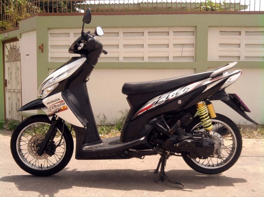 ขออนุญาติขาย  Honda Click Combi Brake ปี51 มือเดียว สีขาวมุข