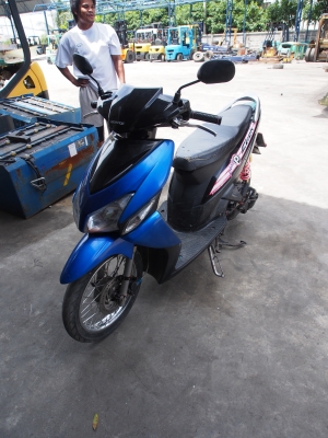 ขายด่วน HONDA CLICK ปี06 สนใจติดต่อ082-755-2259 ขายด่วน HONDA CLICK ปี06 สนใจติดต่อ082-755-2259