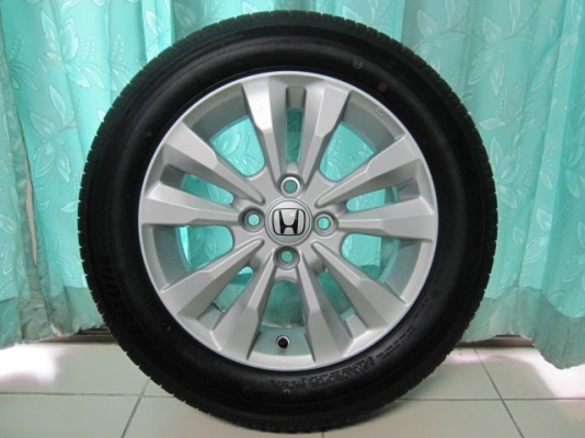 ขายล้อแม็ก Honda City พร้อมยาง Bridgestone ป้ายแดงปี 13 ขอบ 15